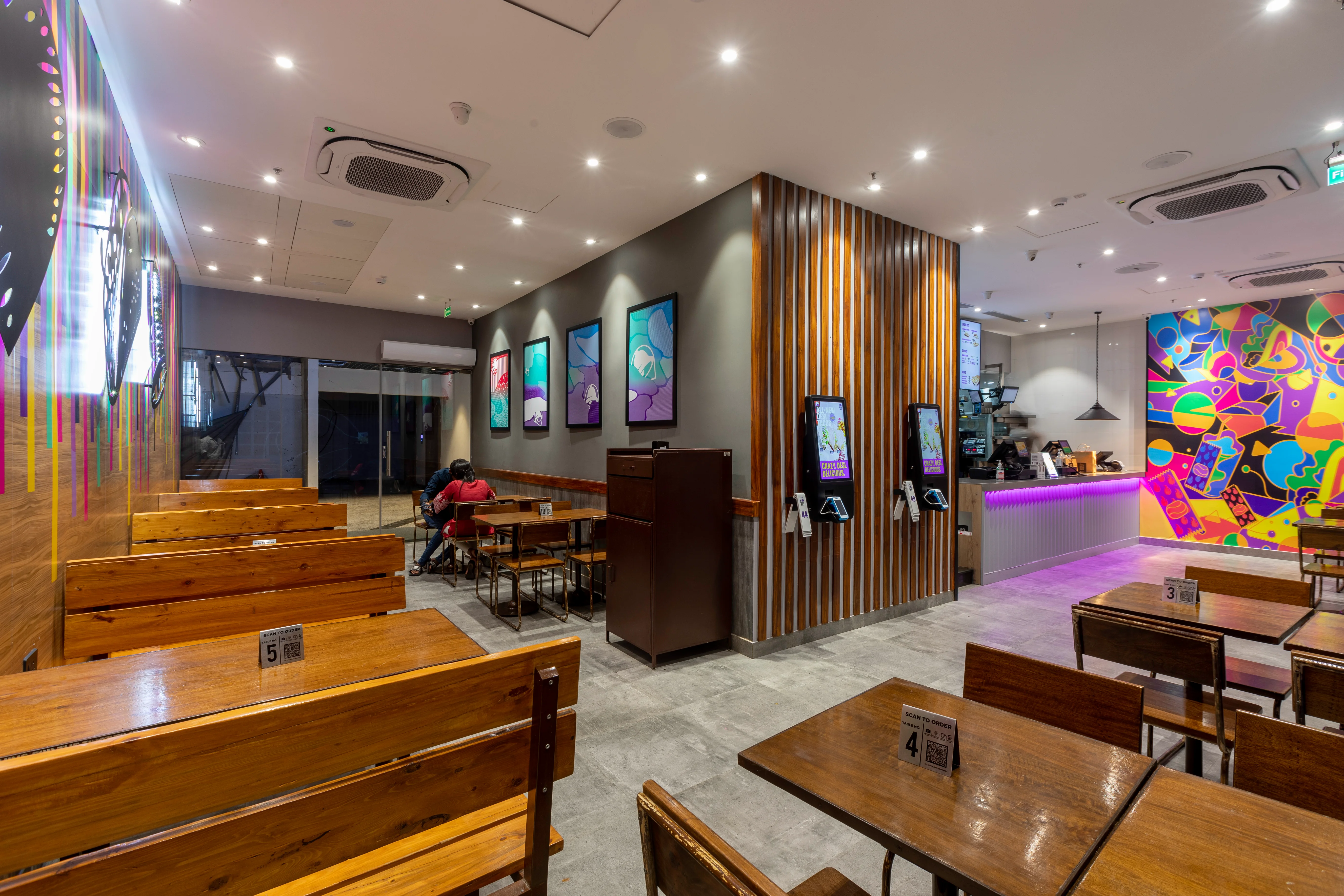 Taco Bell, Sky One Mall project photography